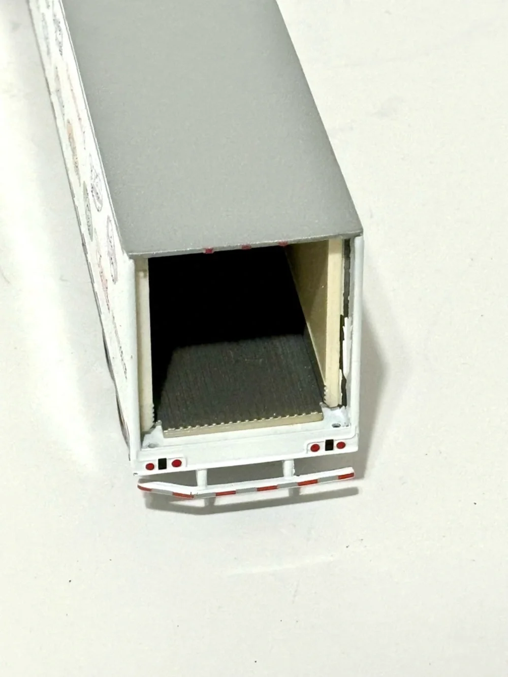 DEAN FOODS 1:64 SCALE INTERNATIONAL PROSTAR TRACTOR-TRAILER WITH THERMO KING